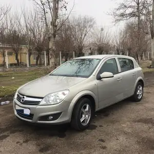 Opel Astra H, 2009