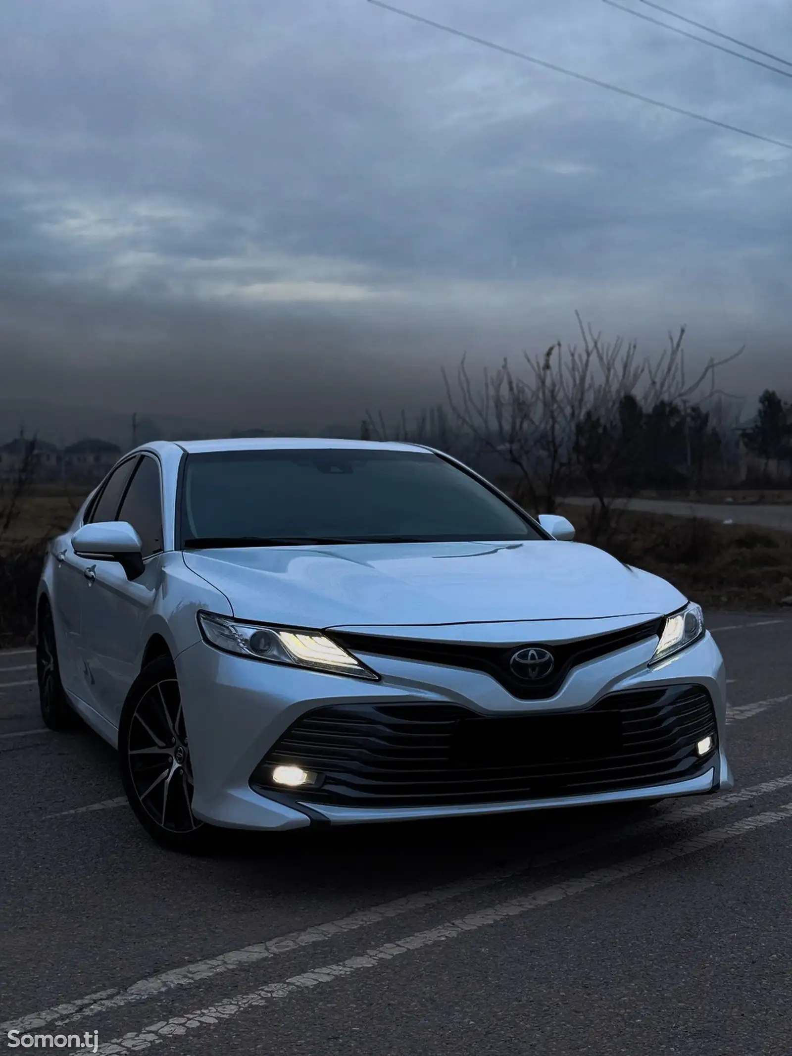 Toyota Camry, 2019-1