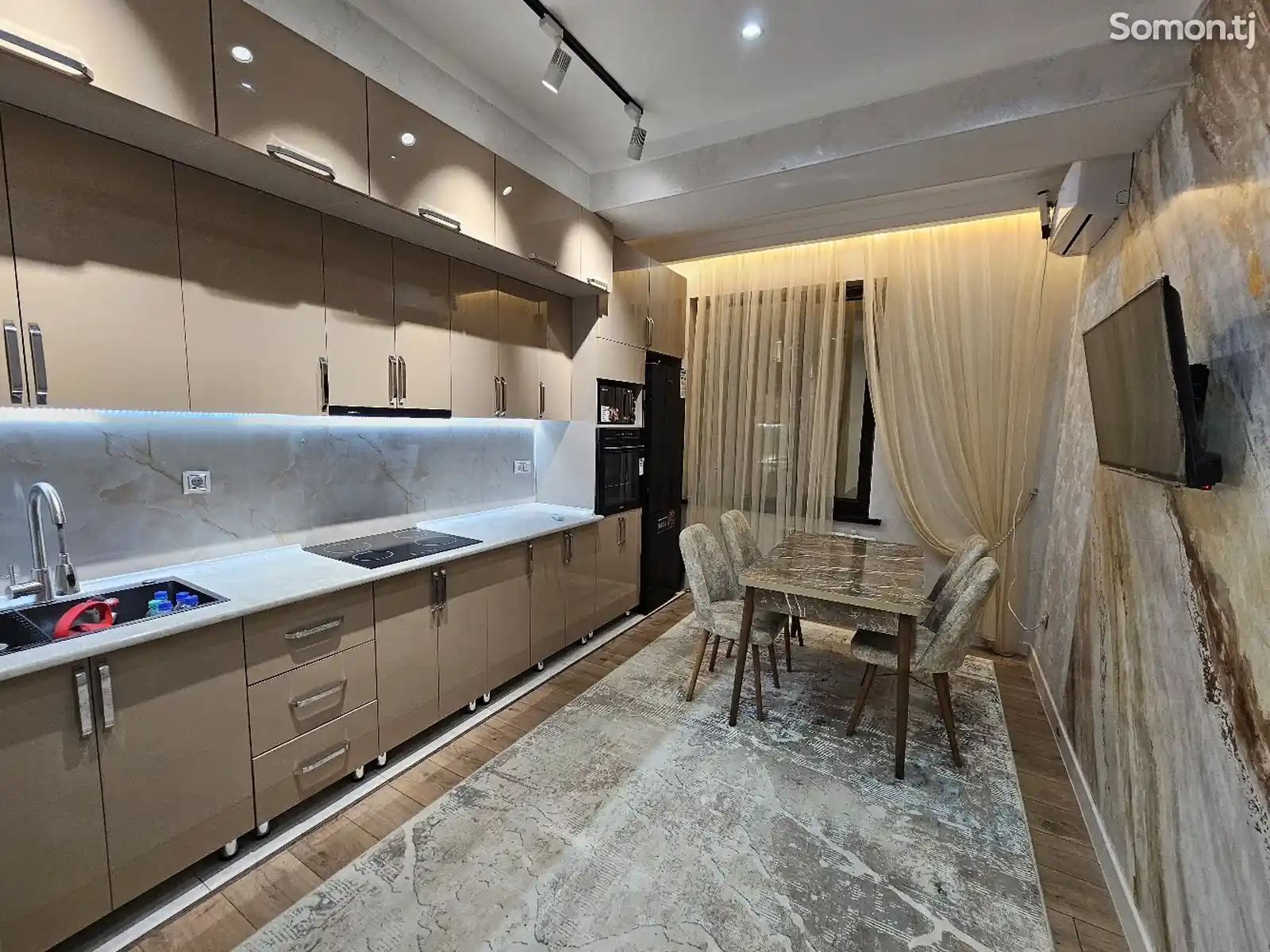 3-комн. квартира, 13 этаж, 80 м², Сино-1