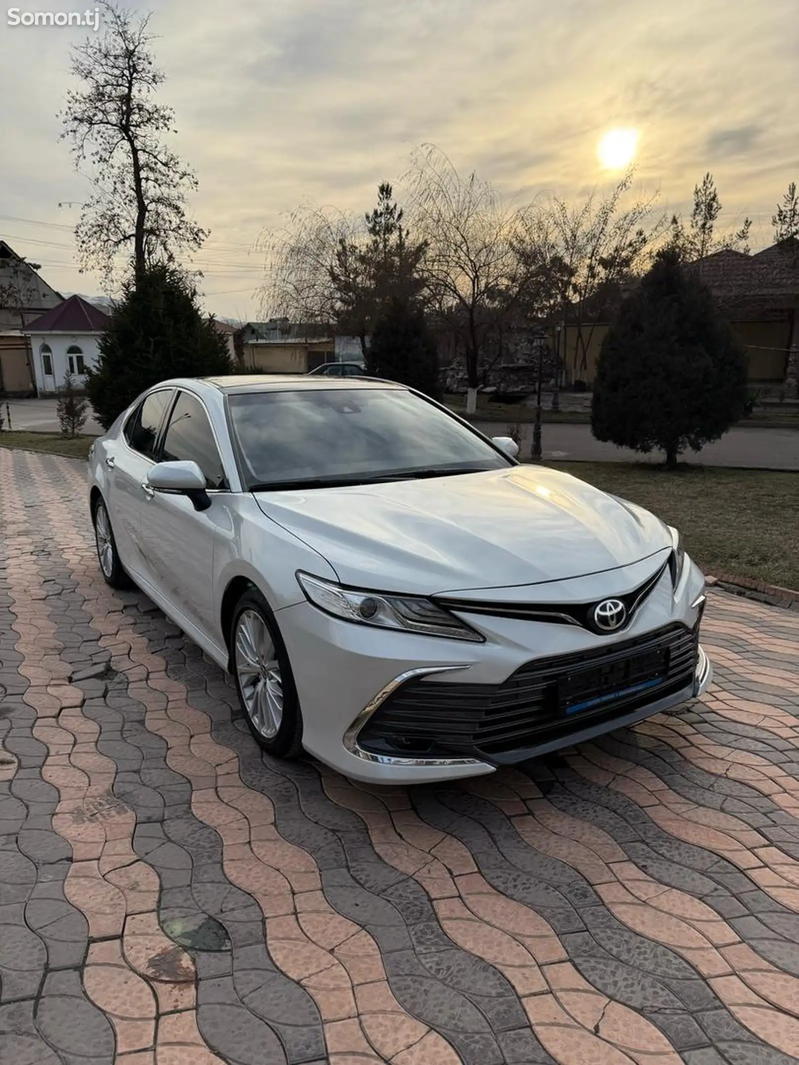 Toyota Camry, 2021-1