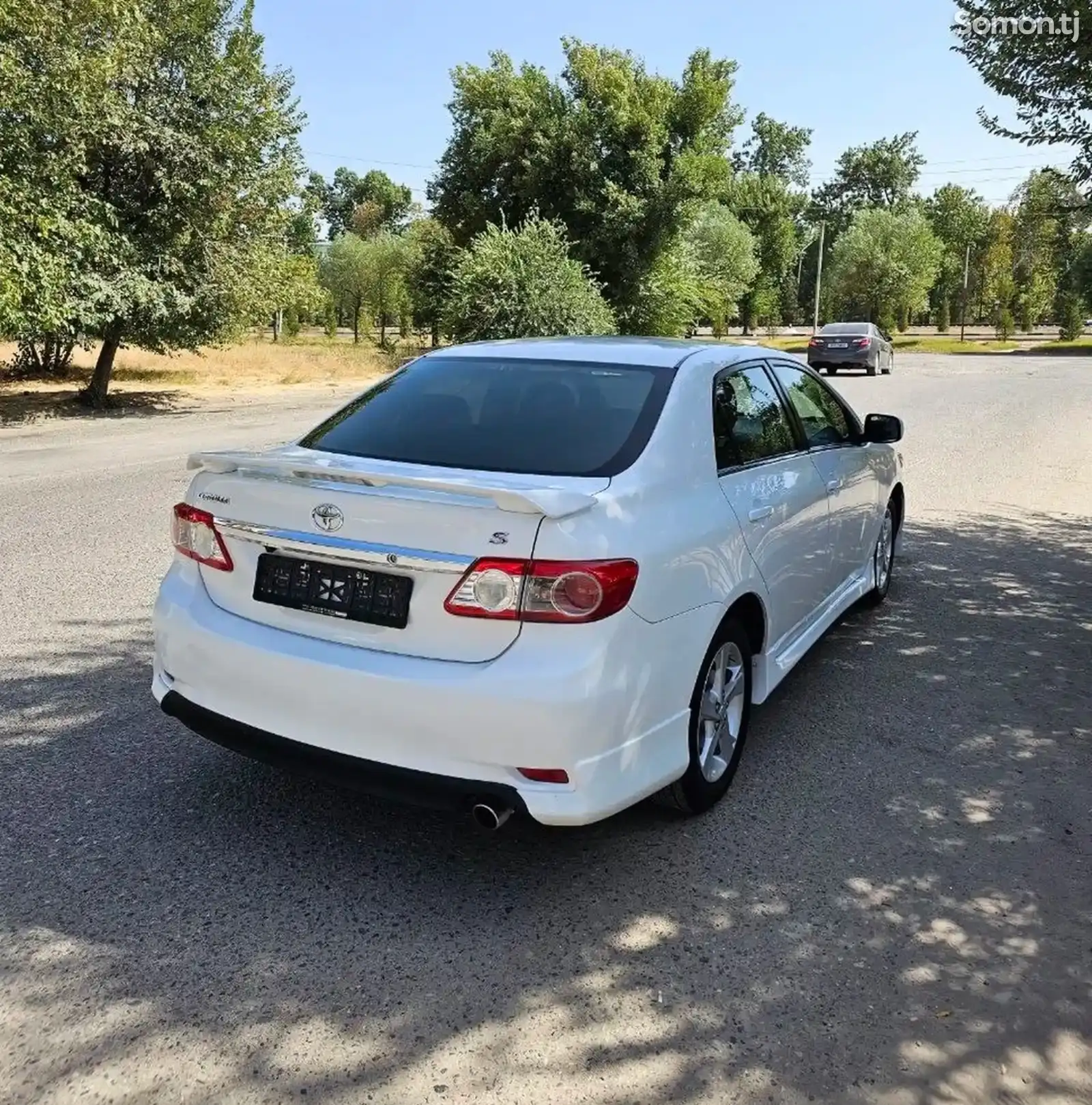 Передняя и задняя шарлотта от Toyota Corolla-4