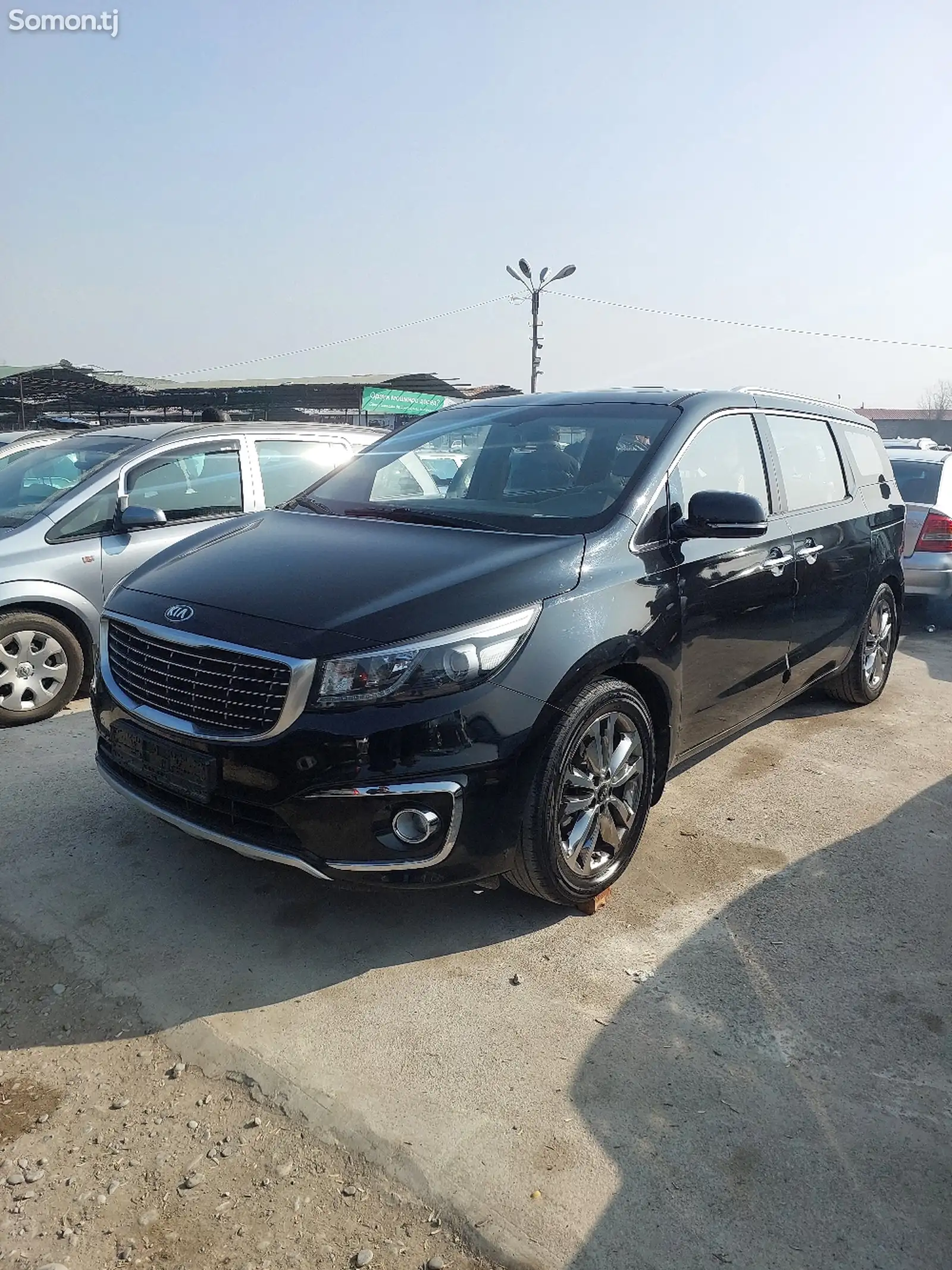 Kia Carnival, 2015-1