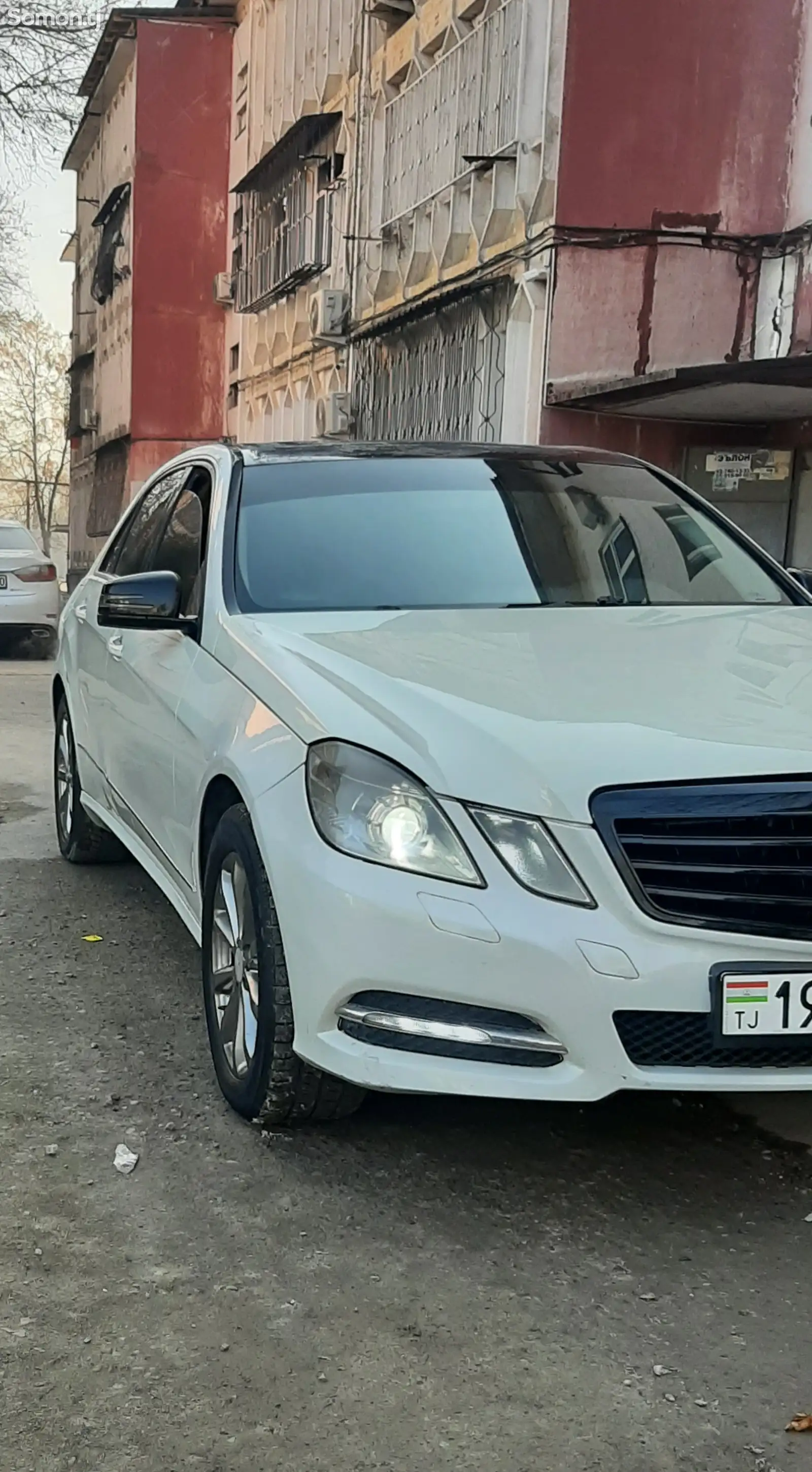 Mercedes-Benz E class, 2010-1