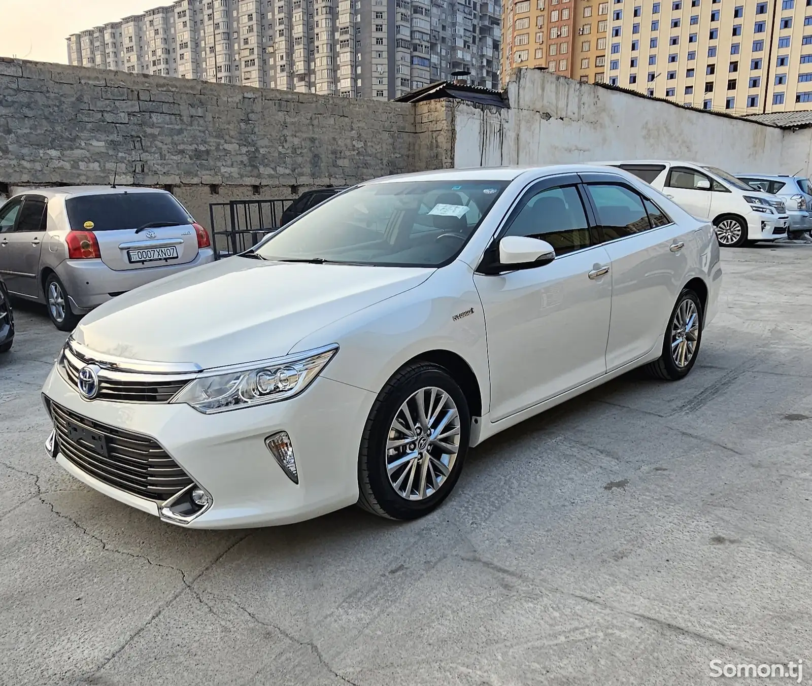 Toyota Camry, 2016-1