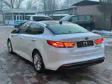 Kia Optima, 2016-5