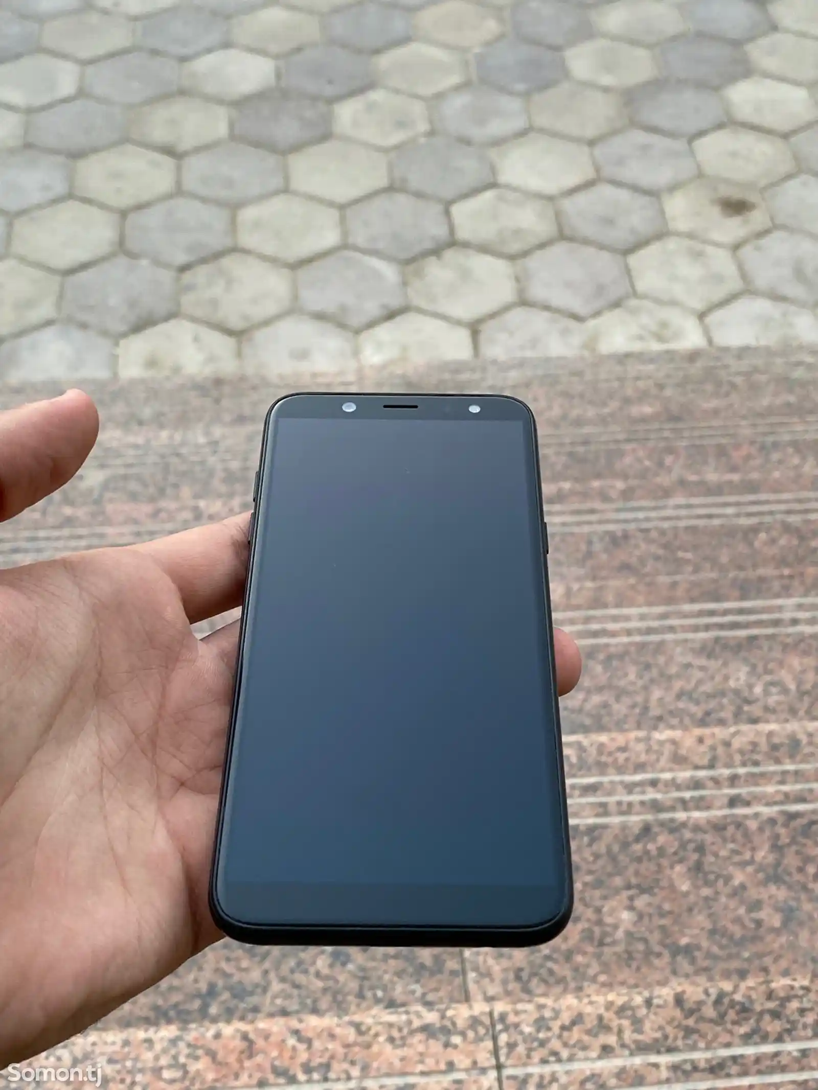 Samsung Galaxy A6-1