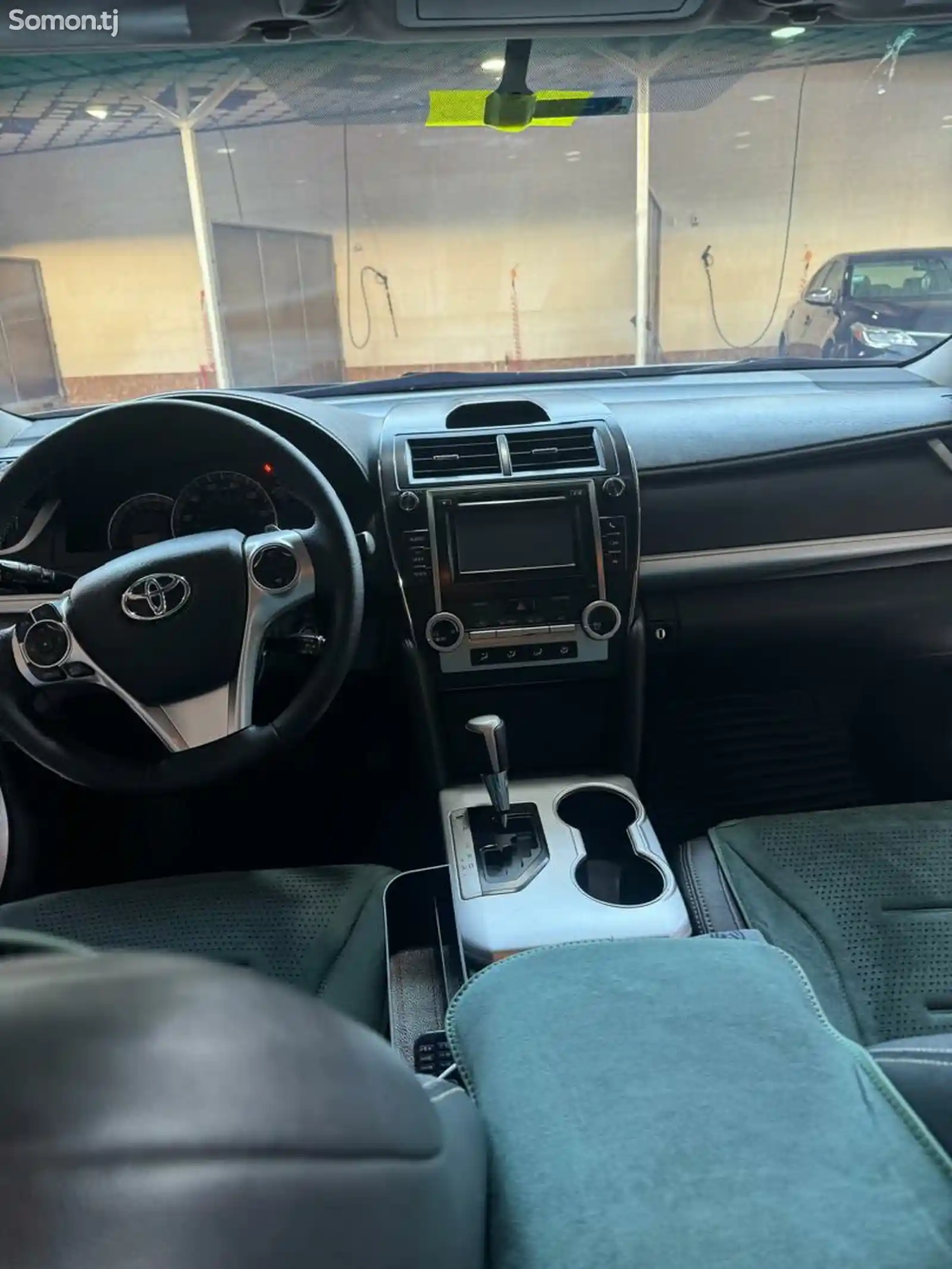 Toyota Camry, 2013-7