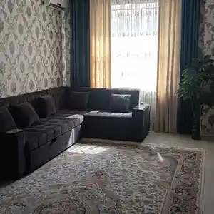 2-комн. квартира, 13 этаж, 70м², Шохмансур