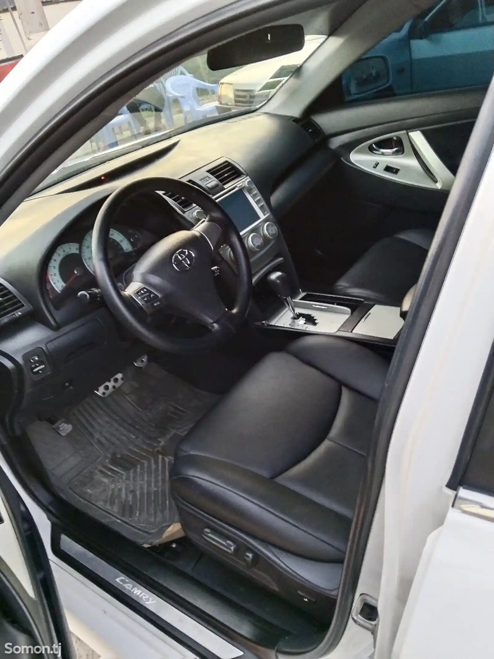 Toyota Camry, 2010-11