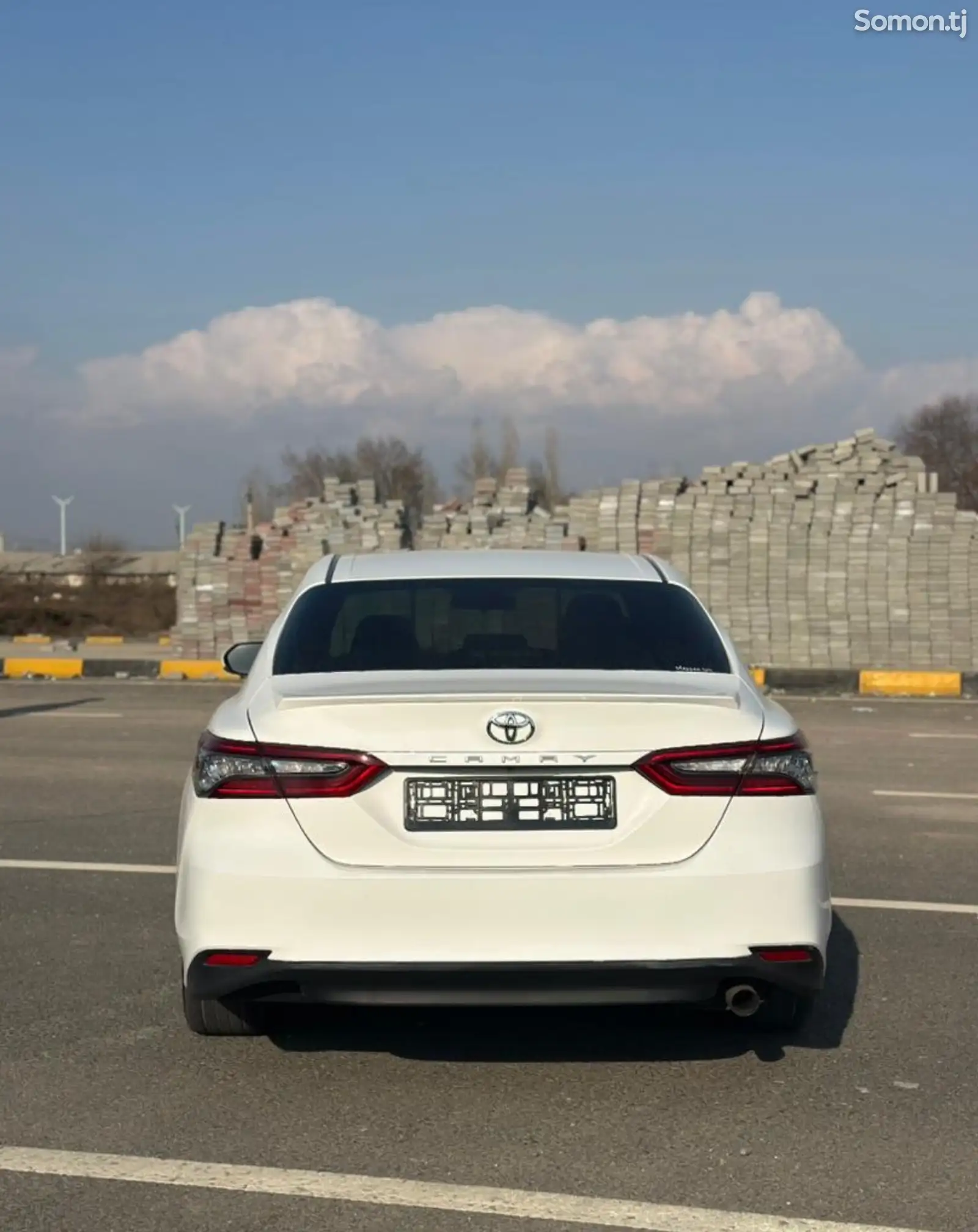 Toyota Camry, 2018-1