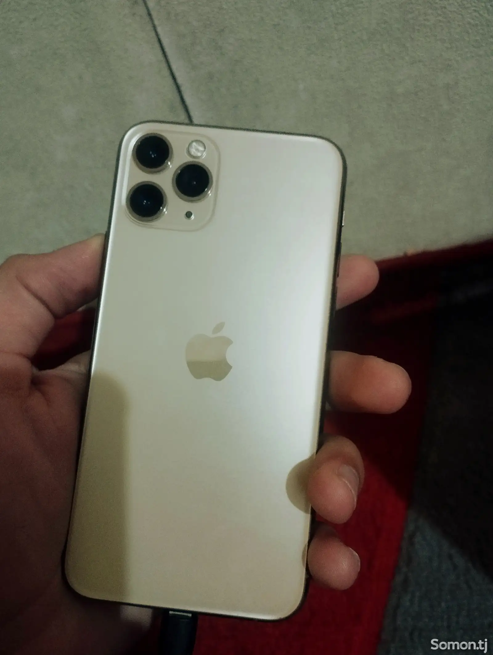 Apple iPhone 11 Pro, 256 gb, Gold-1