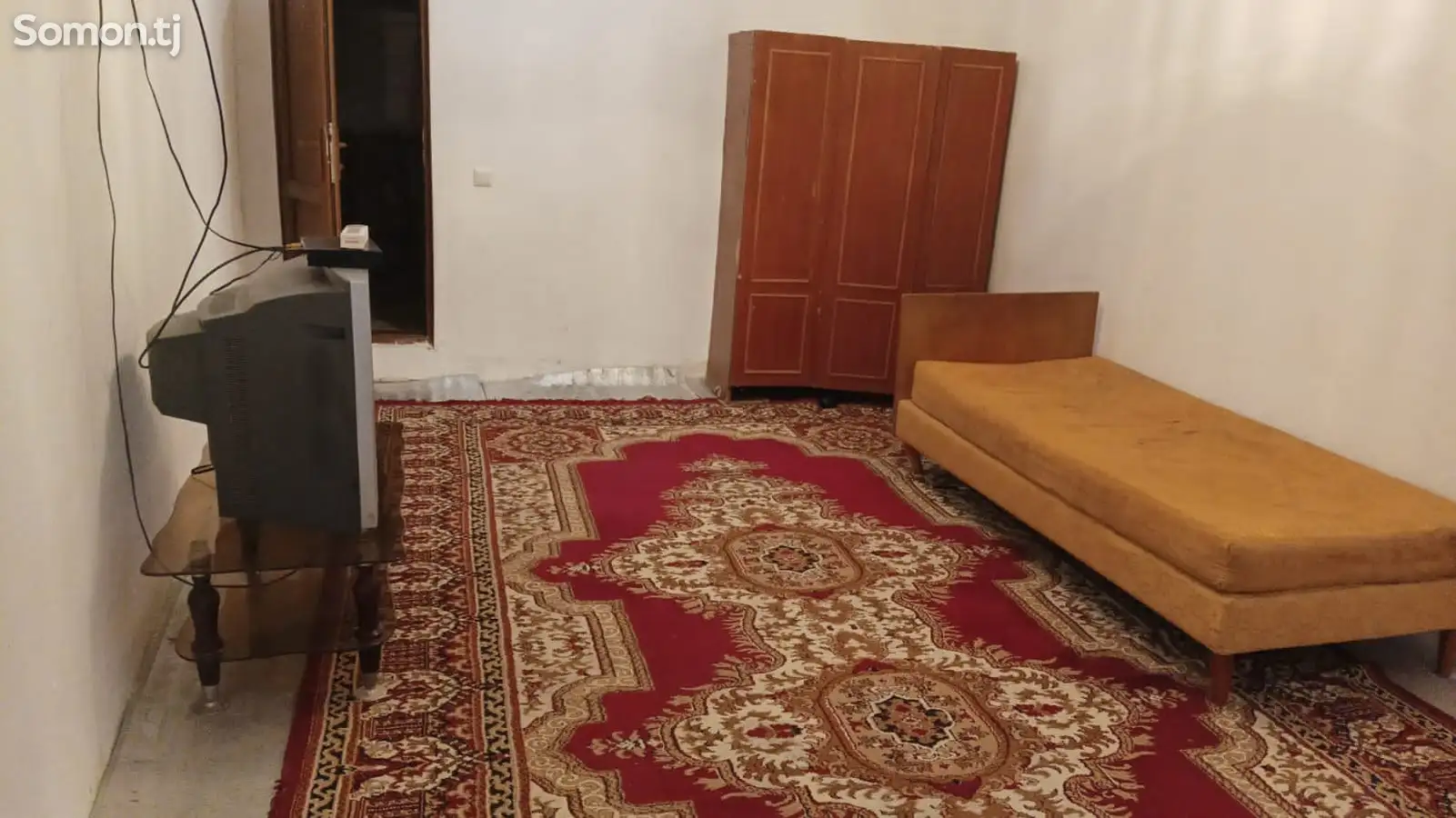 Комната в 1-комн. квартире, 1 этаж, 18м², Сино-1