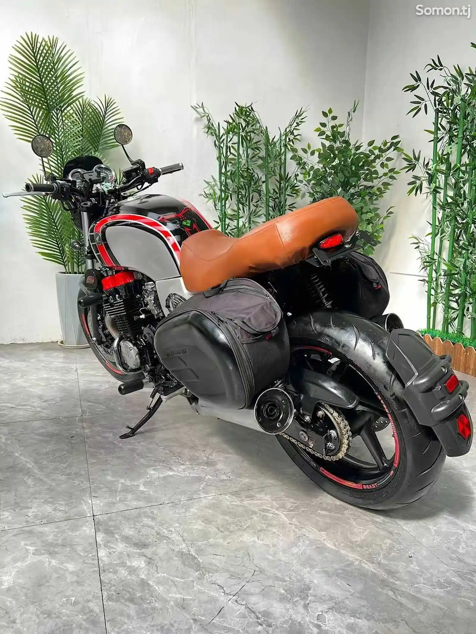 Мотоцикл Honda CB750cc на заказ-5
