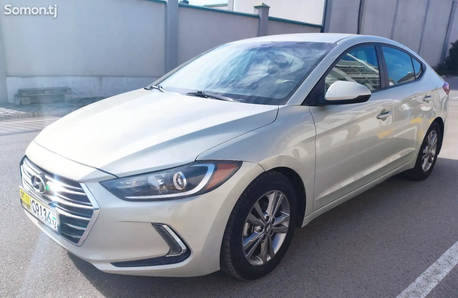 Hyundai Elantra, 2017-1