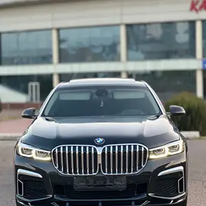 BMW 7 series, 2013