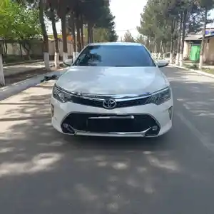 Toyota Camry, 2017