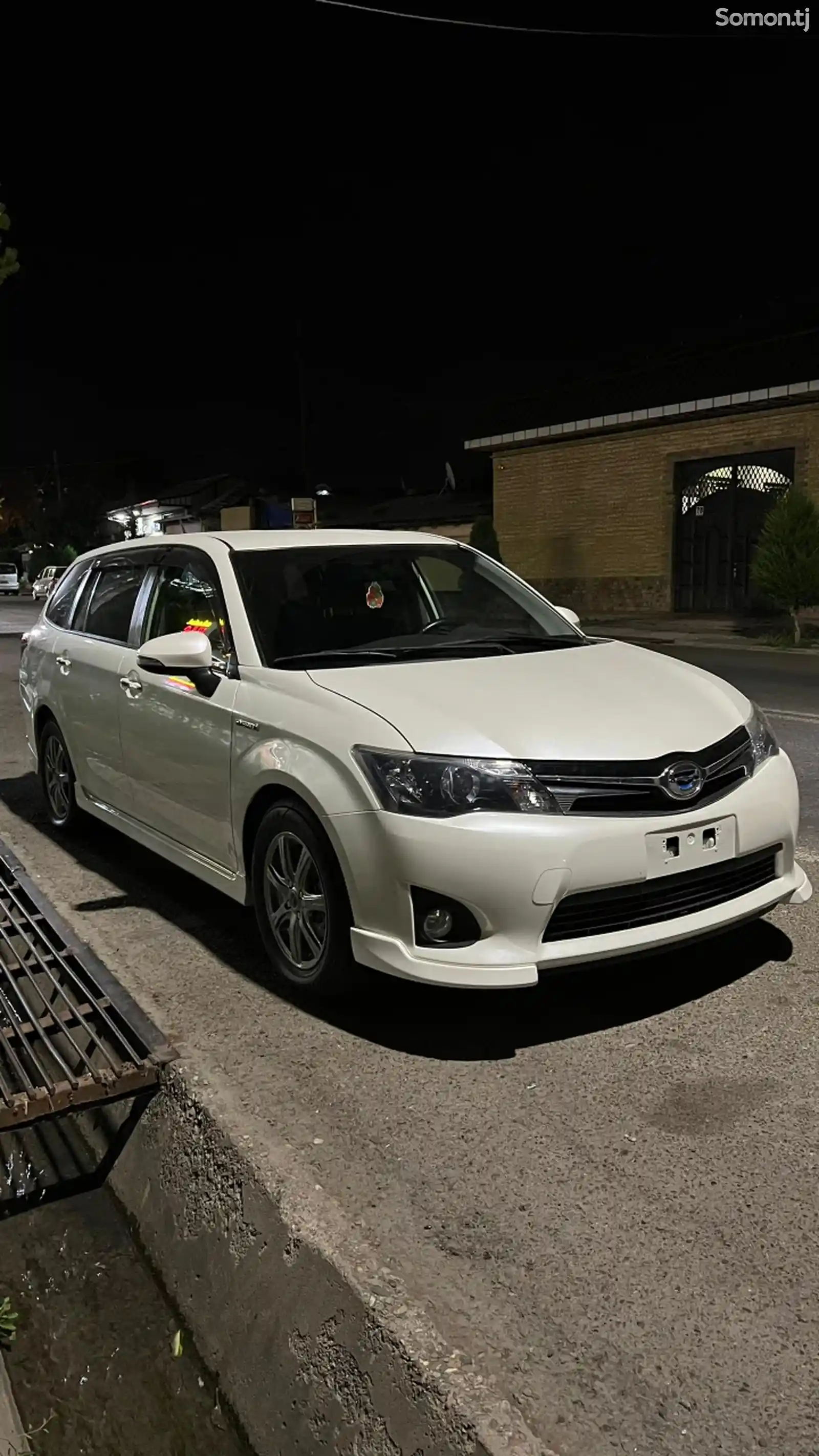 Toyota Fielder, 2014-5