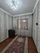 4-комн. квартира, 3 этаж, 105 м², Зарафшон-7