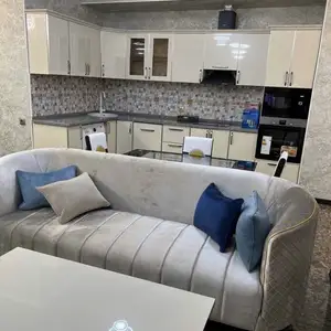 1-комн. квартира, 3 этаж, 50 м², Овир