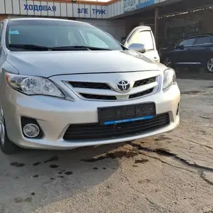 Toyota Corolla, 2011