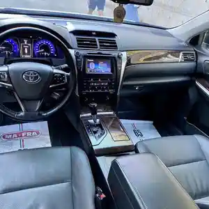 Toyota Camry, 2015