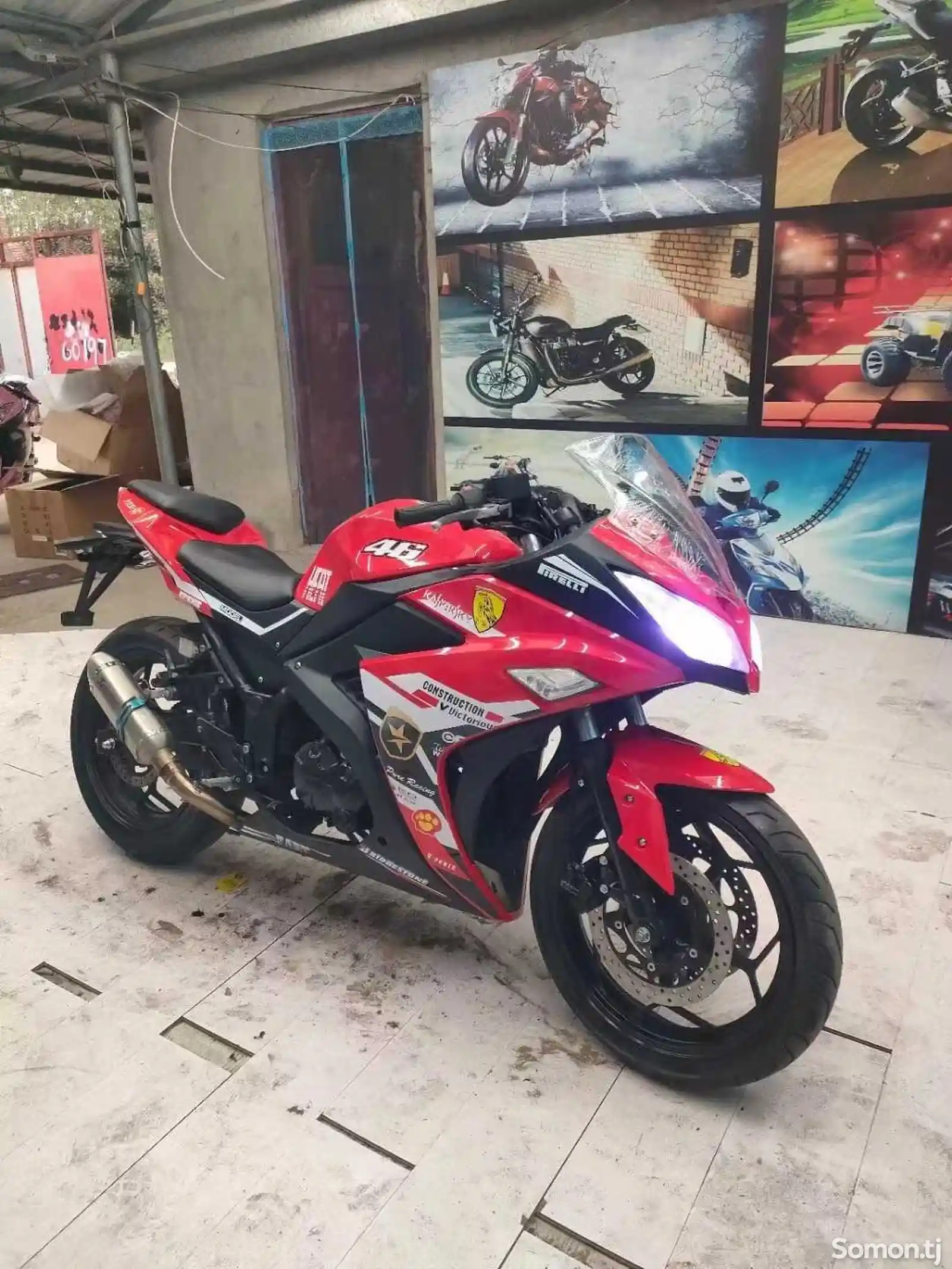 Мотоцикл Kawasaki Ninja 200cc на заказ