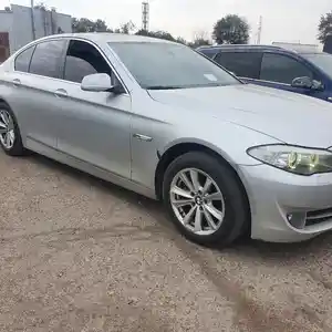 BMW 5 series, 2011