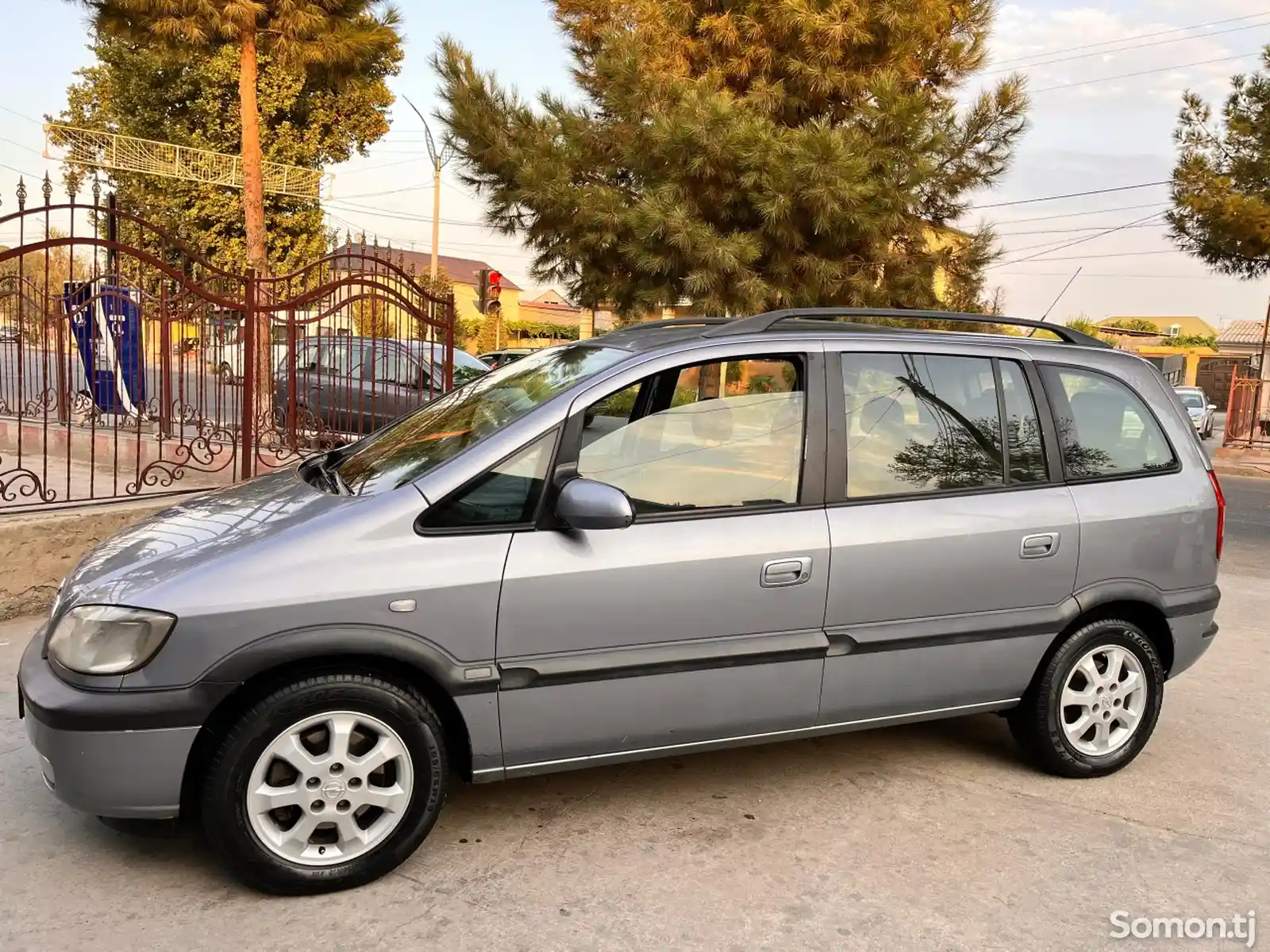 Opel Zafira, 2003-2