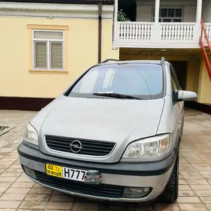 Opel Zafira, 1999