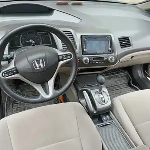 Honda Civic, 2010