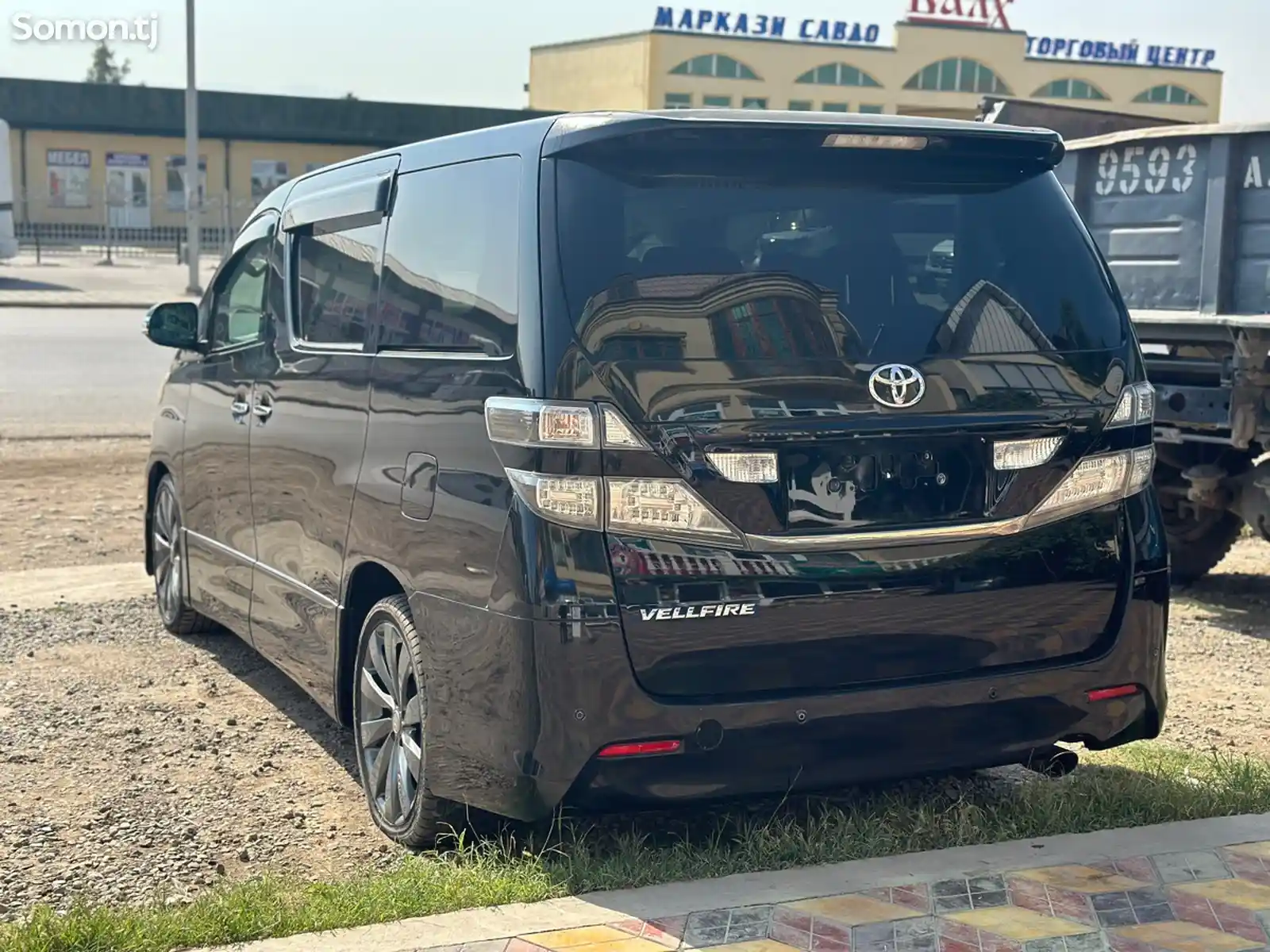 Toyota Vellfire, 2014-3