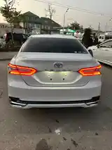 Toyota Camry, 2018-8