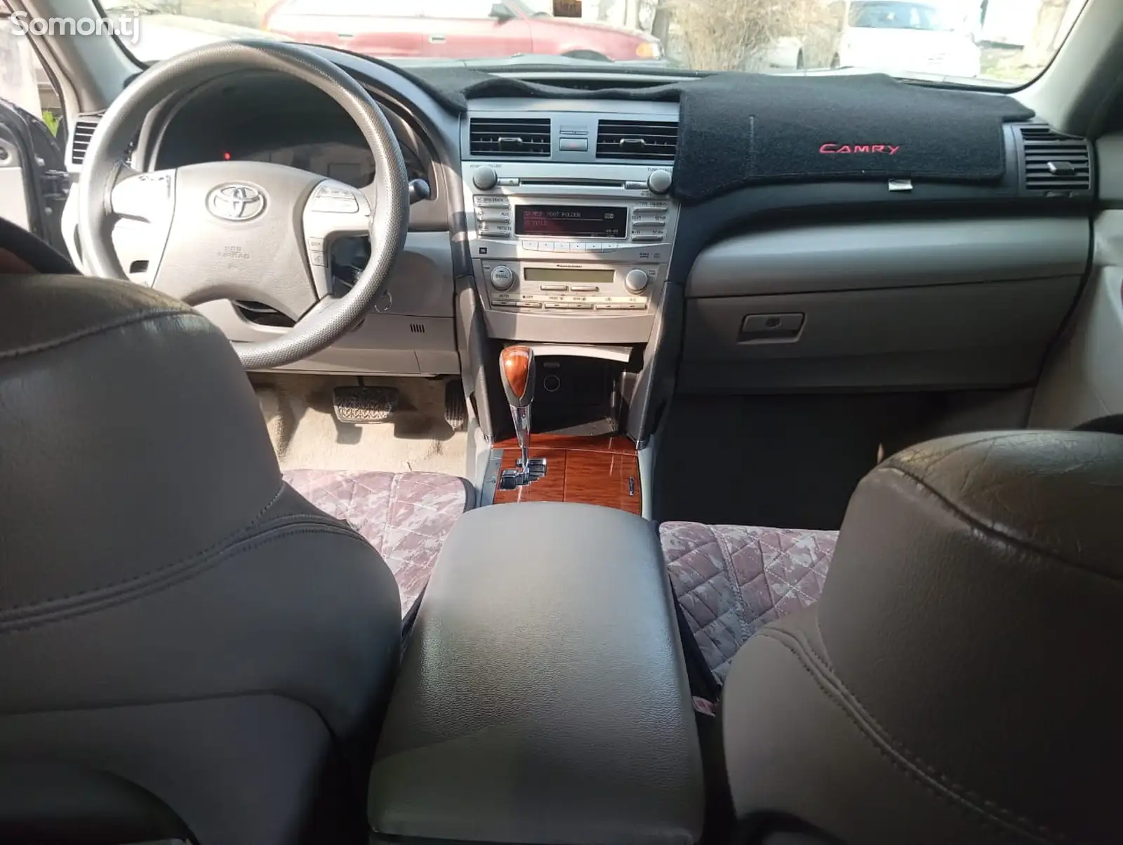 Toyota Camry, 2010-1