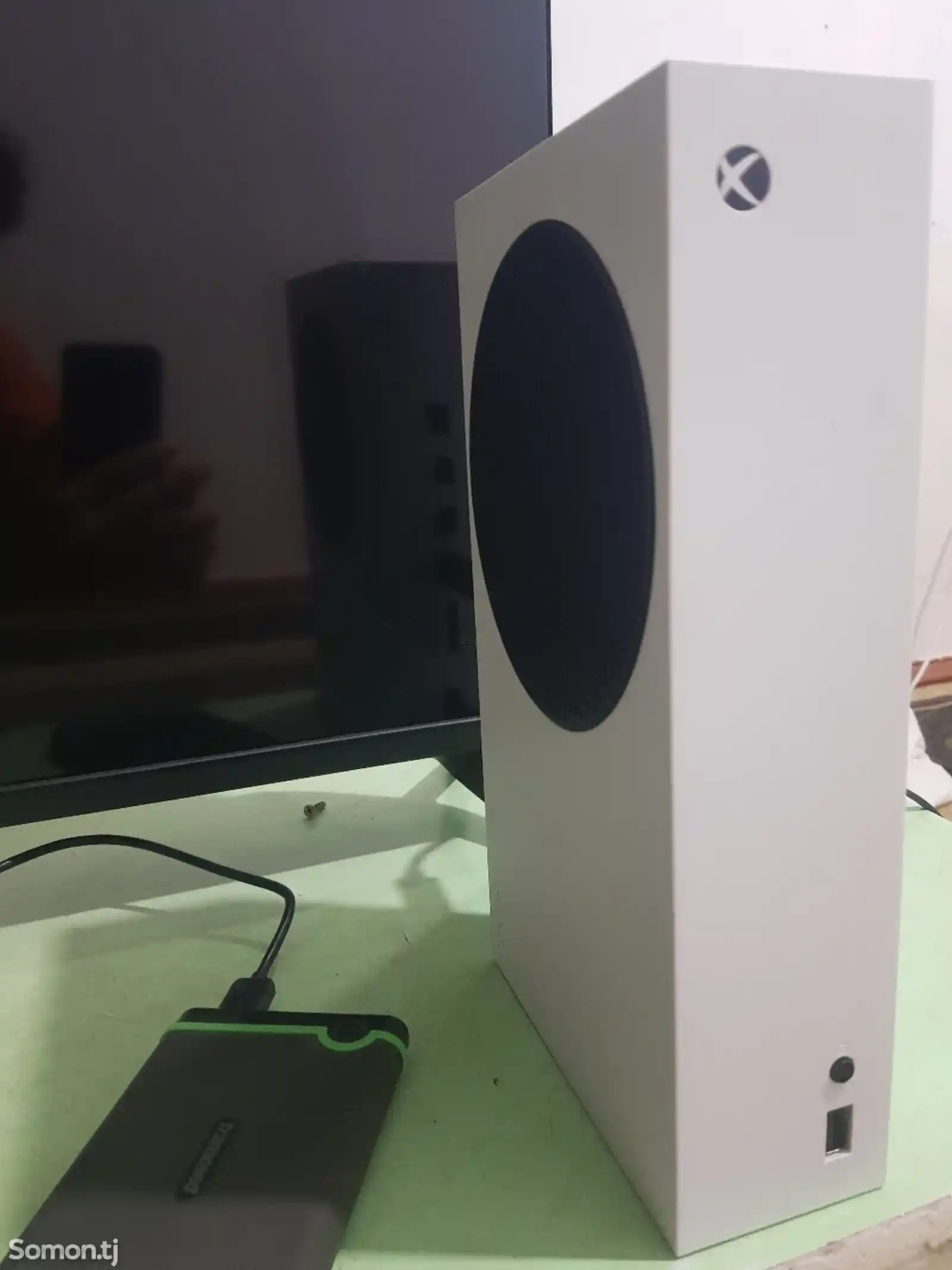 Игровая приставка Xbox-3