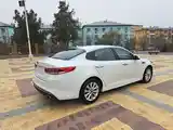 Kia K5, 2017-6