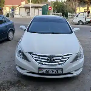 Hyundai Sonata, 2012