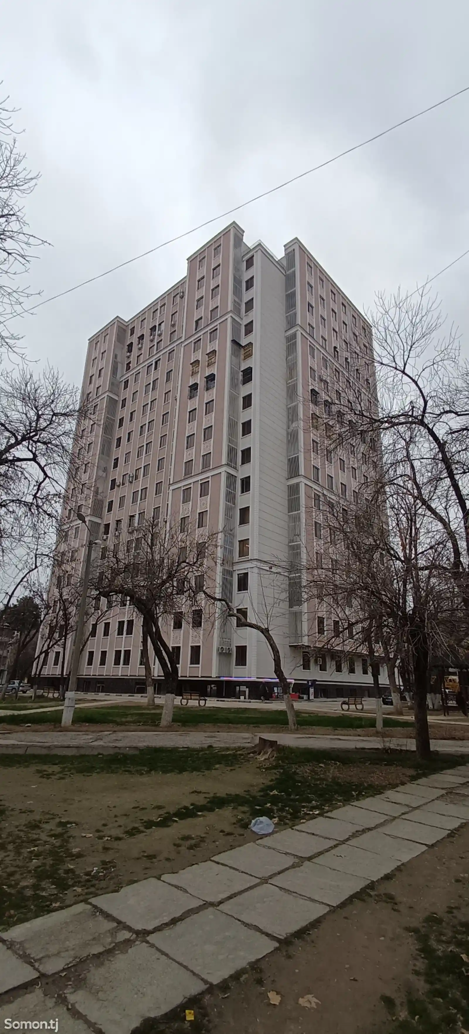 3-комн. квартира, 15 этаж, 108 м², 82 мкр-1