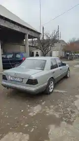 Mercedes-Benz W124, 1993-5