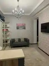 2-комн. квартира, 9 этаж, 43 м², Аэропорт-2