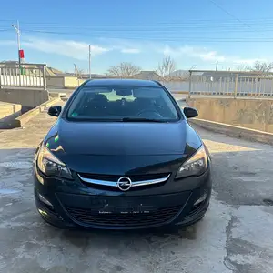 Opel Astra J, 2015