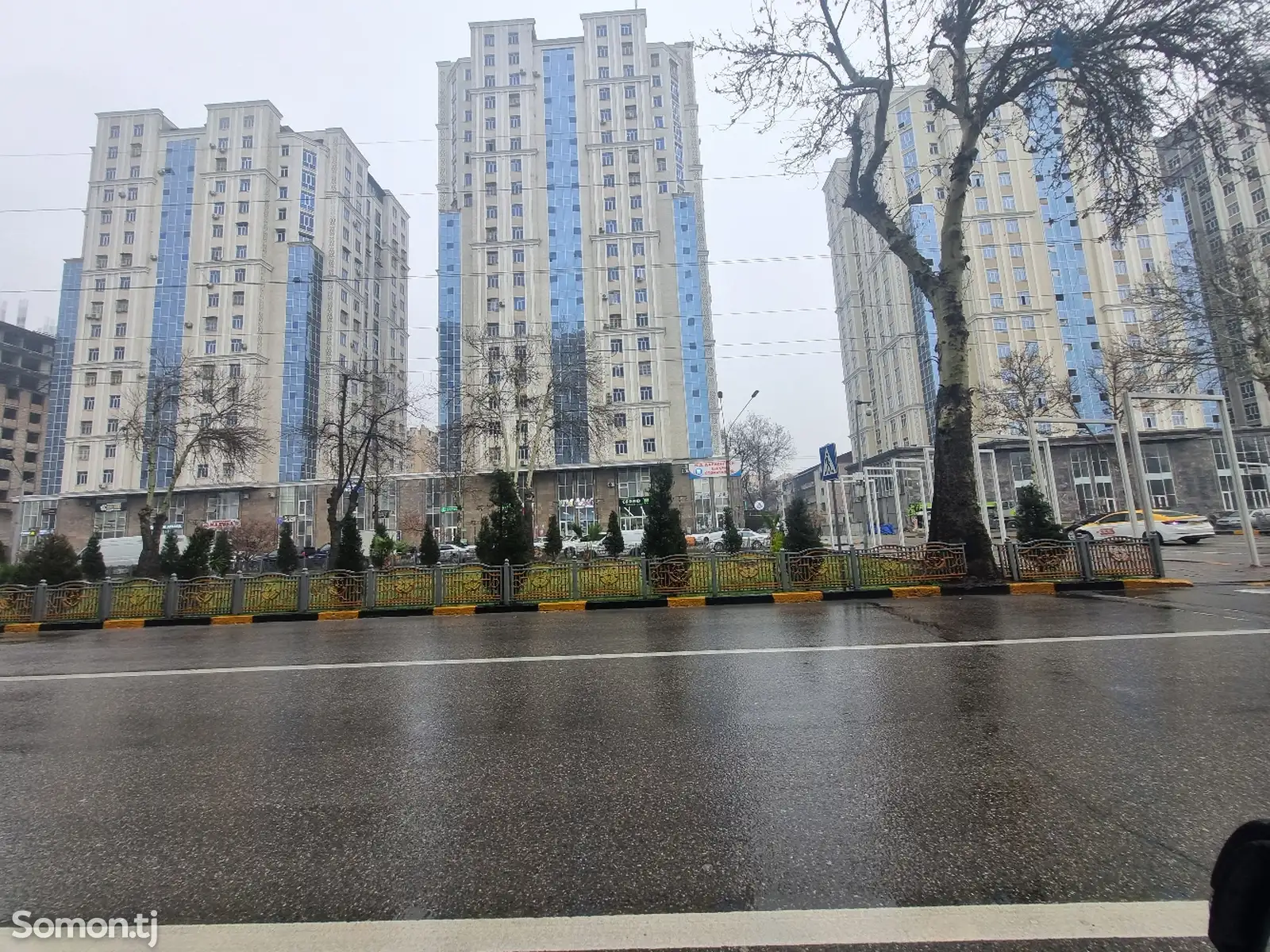 3-комн. квартира, 20 этаж, 80м², молодёжный театр