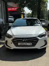 Hyundai Elantra, 2017-2