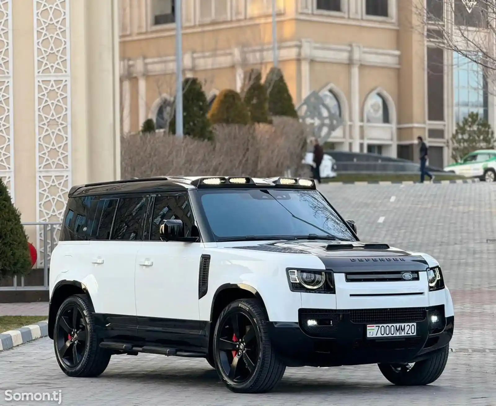 Land Rover Defender, 2021-2