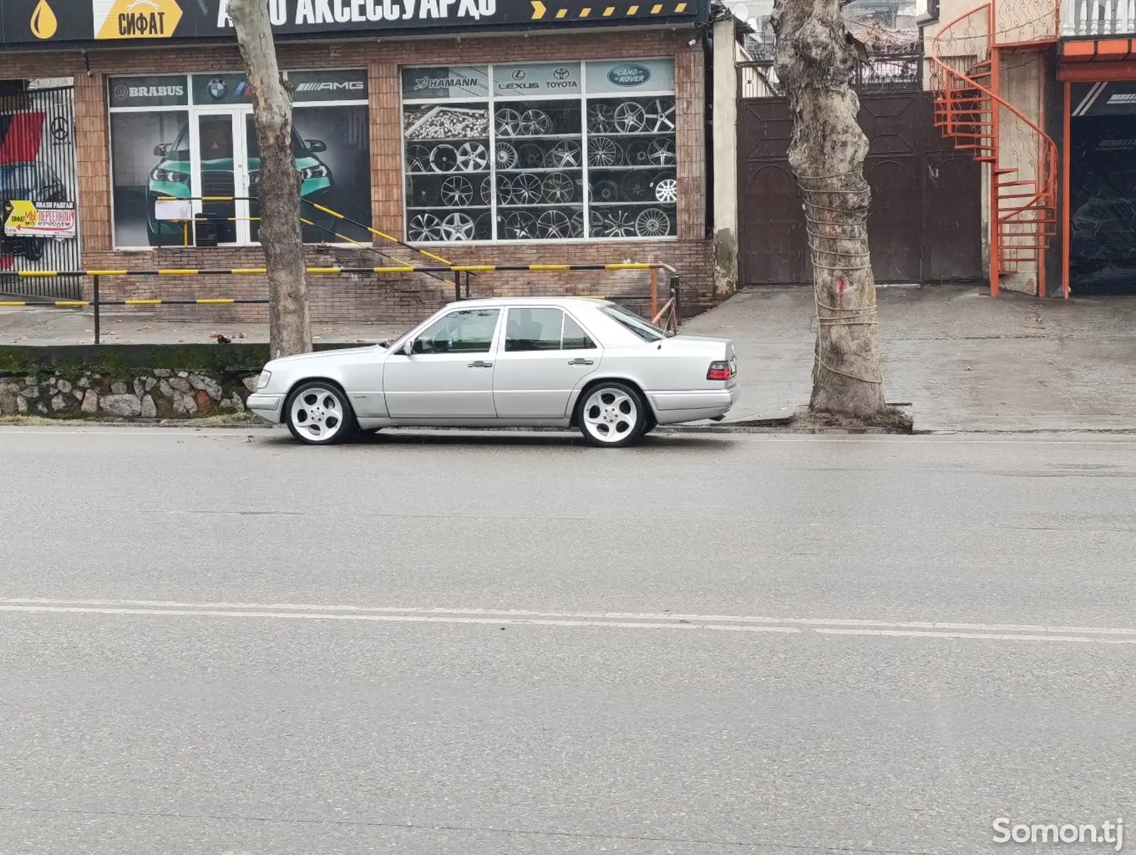 Mercedes-Benz W124, 1995-1