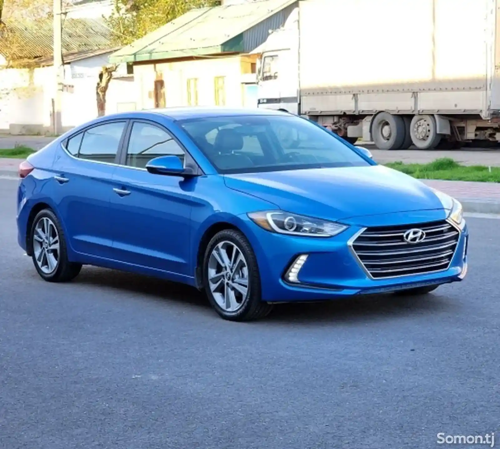 Hyundai Elantra, 2017-1