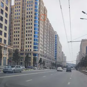 2-комн. квартира, 13 этаж, 78м², ул Айни, Хилтон