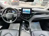 Toyota Camry, 2018-9