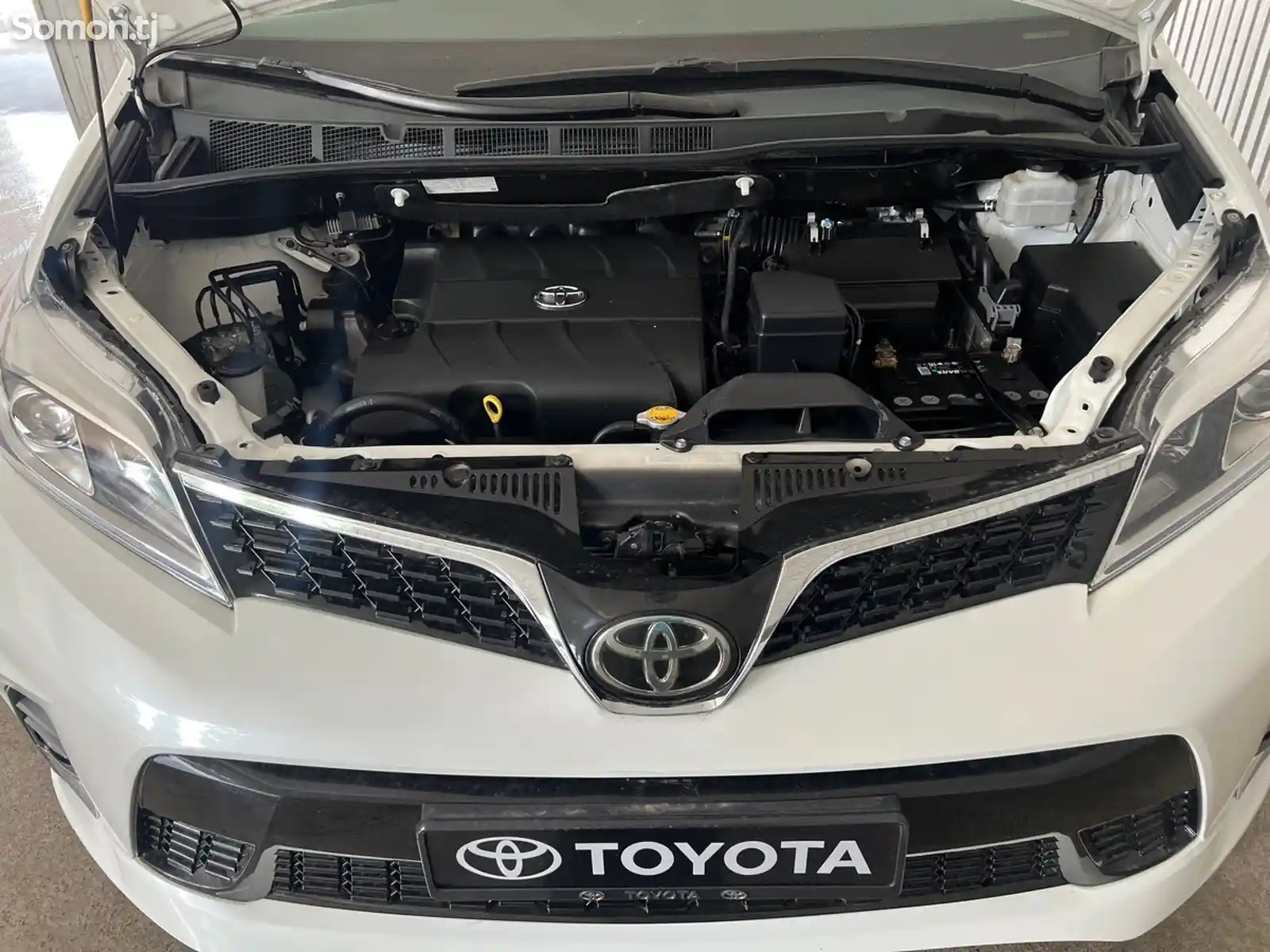 Toyota Sienna, 2015-14