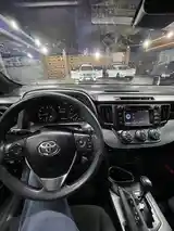 Toyota RAV 4, 2018-10