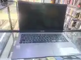 Ноутбук Asus-4